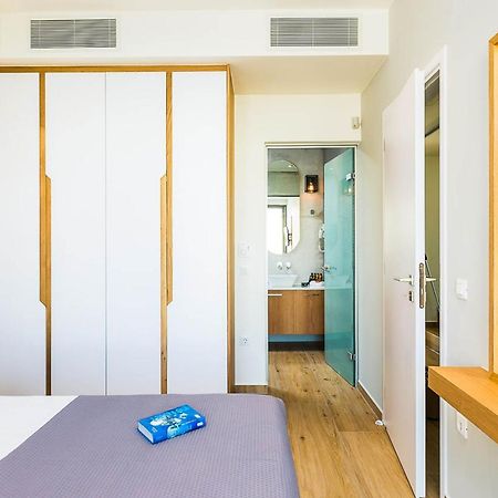 Villa Amelia I Free 9 Seater Mini Van & Pool كالاثاس المظهر الخارجي الصورة