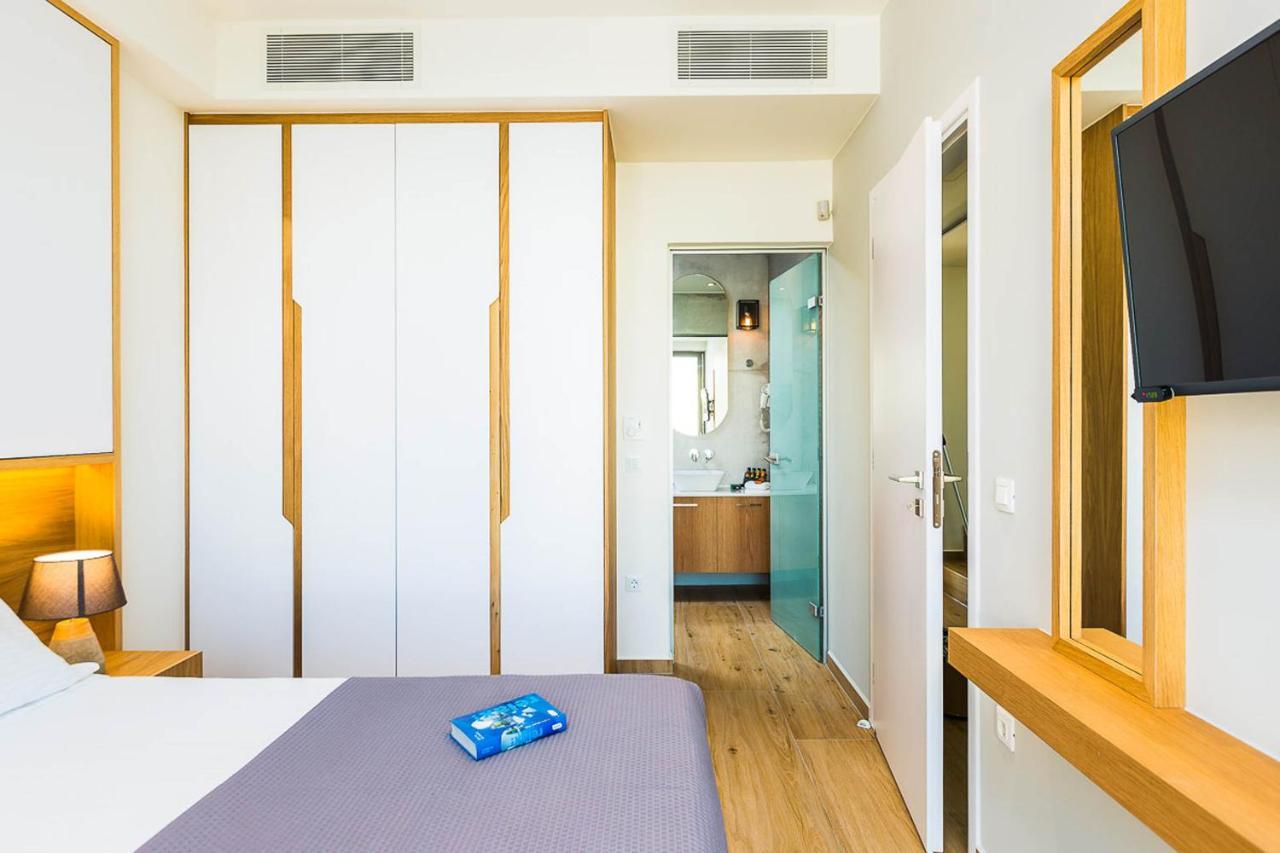 Villa Amelia I Free 9 Seater Mini Van & Pool كالاثاس المظهر الخارجي الصورة